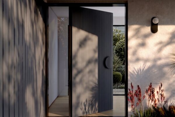 Batten Door with Full Moon Handle